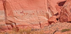 Horseshoe Canyon:Canyonlands Nat'l Park:Photo by Roger Brown